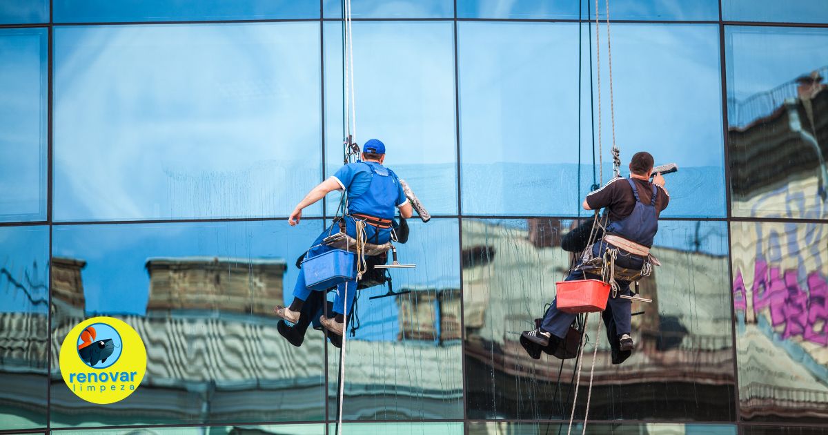 A Importância da Limpeza de Fachadas de Edifícios